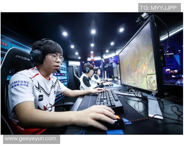 和平精英赛场上的奋斗与荣耀:JDG战队成长历程全景回顾 和平精英赛场上的奋斗与荣耀:JDG战队成长历程全景回顾