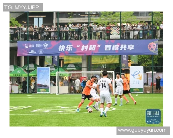 足球联赛对战CBA直播：足球联赛与CBA赛事对战直播的互动玩法